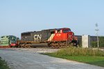 CN 5746 gets L510 rolling back to Shops